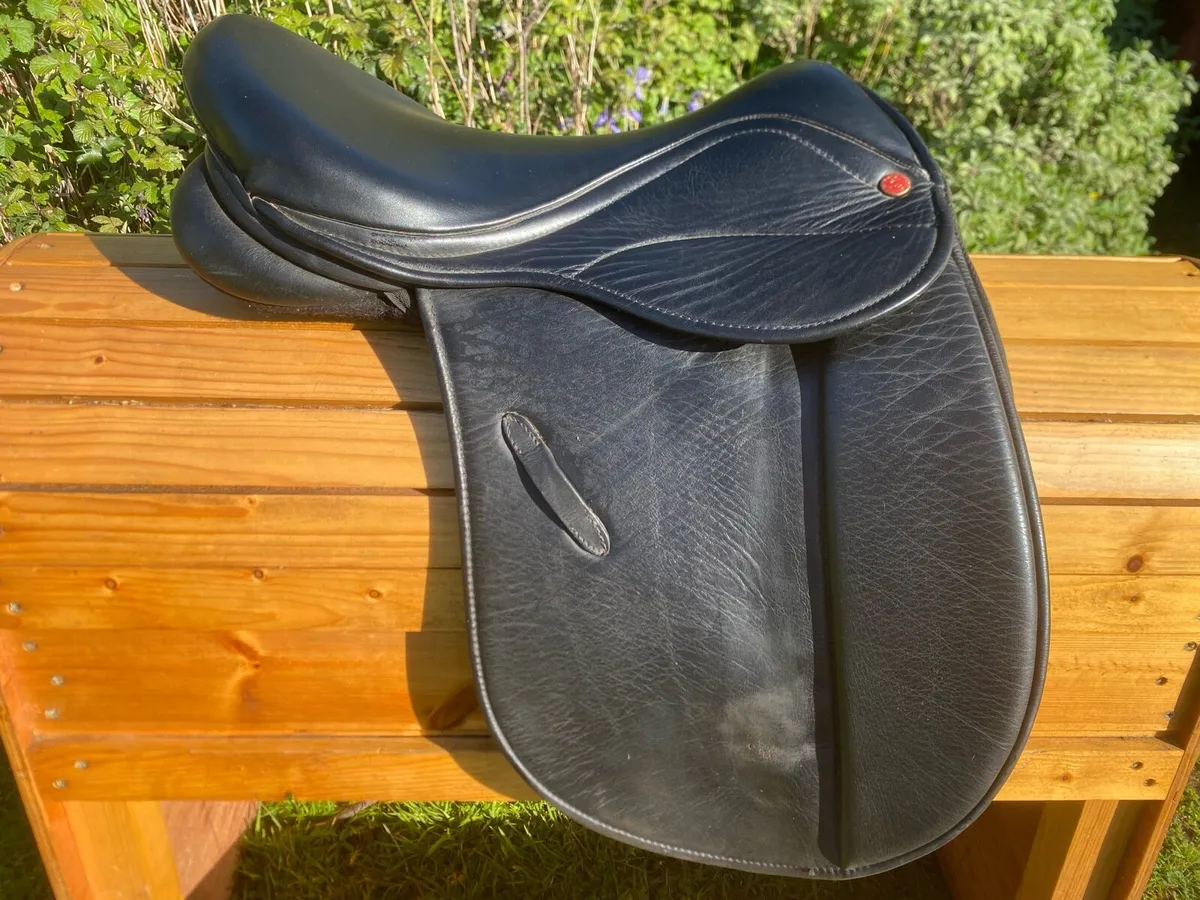 Saddle company 16” pony Leather saddle - Image 4