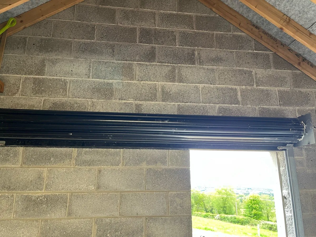 Rolling shutter door - Image 3