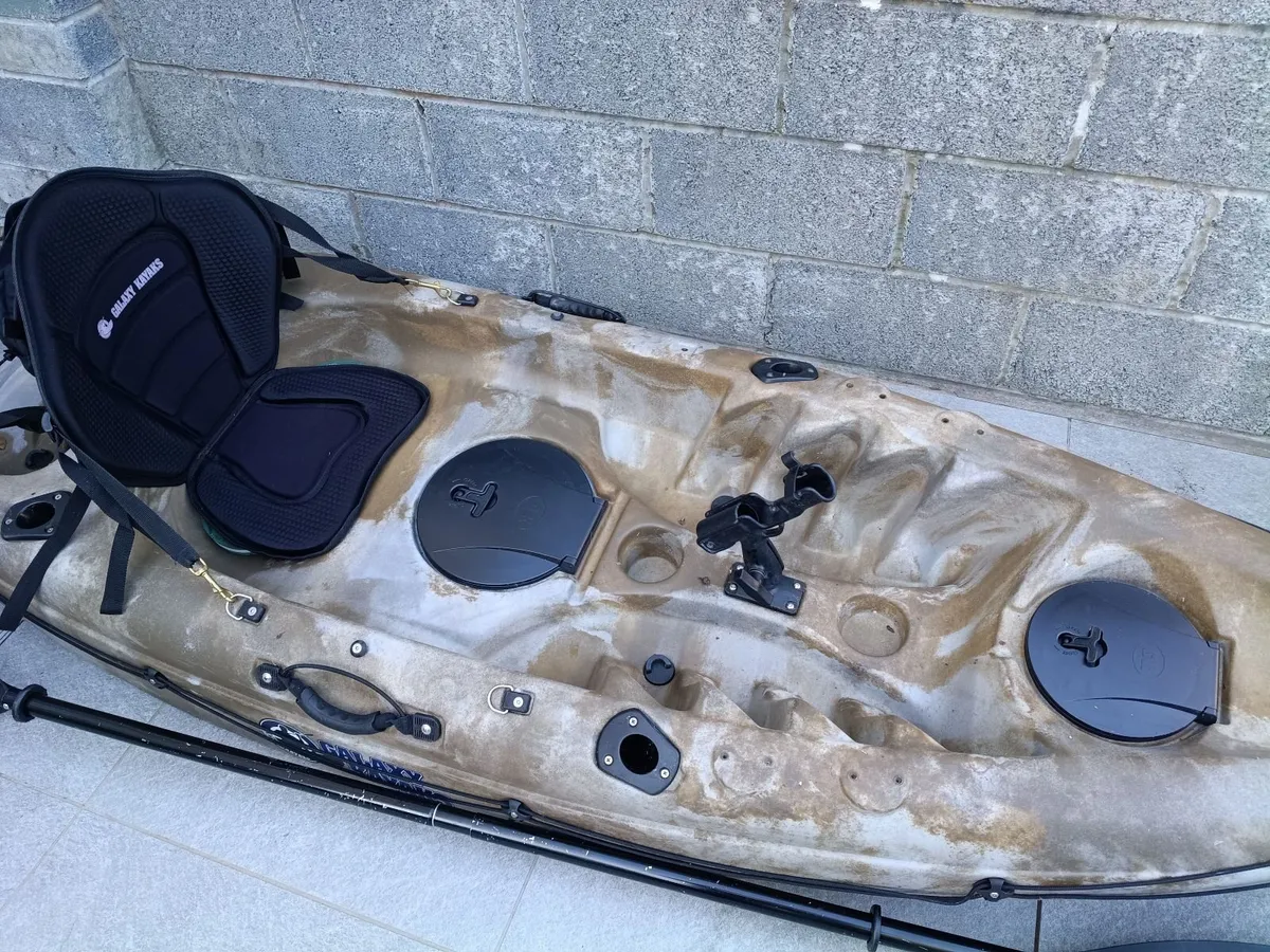 Fishing kayak - Image 2