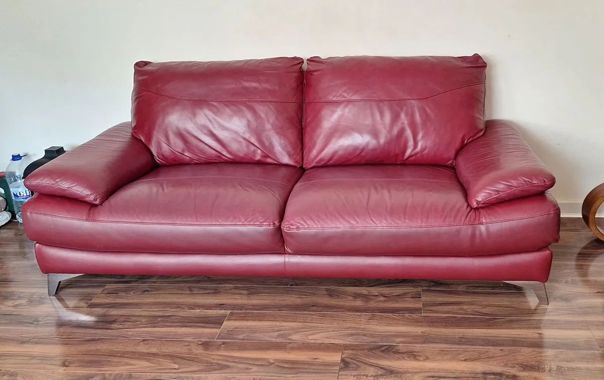 Sofa  3 seater red leather. - Image 3