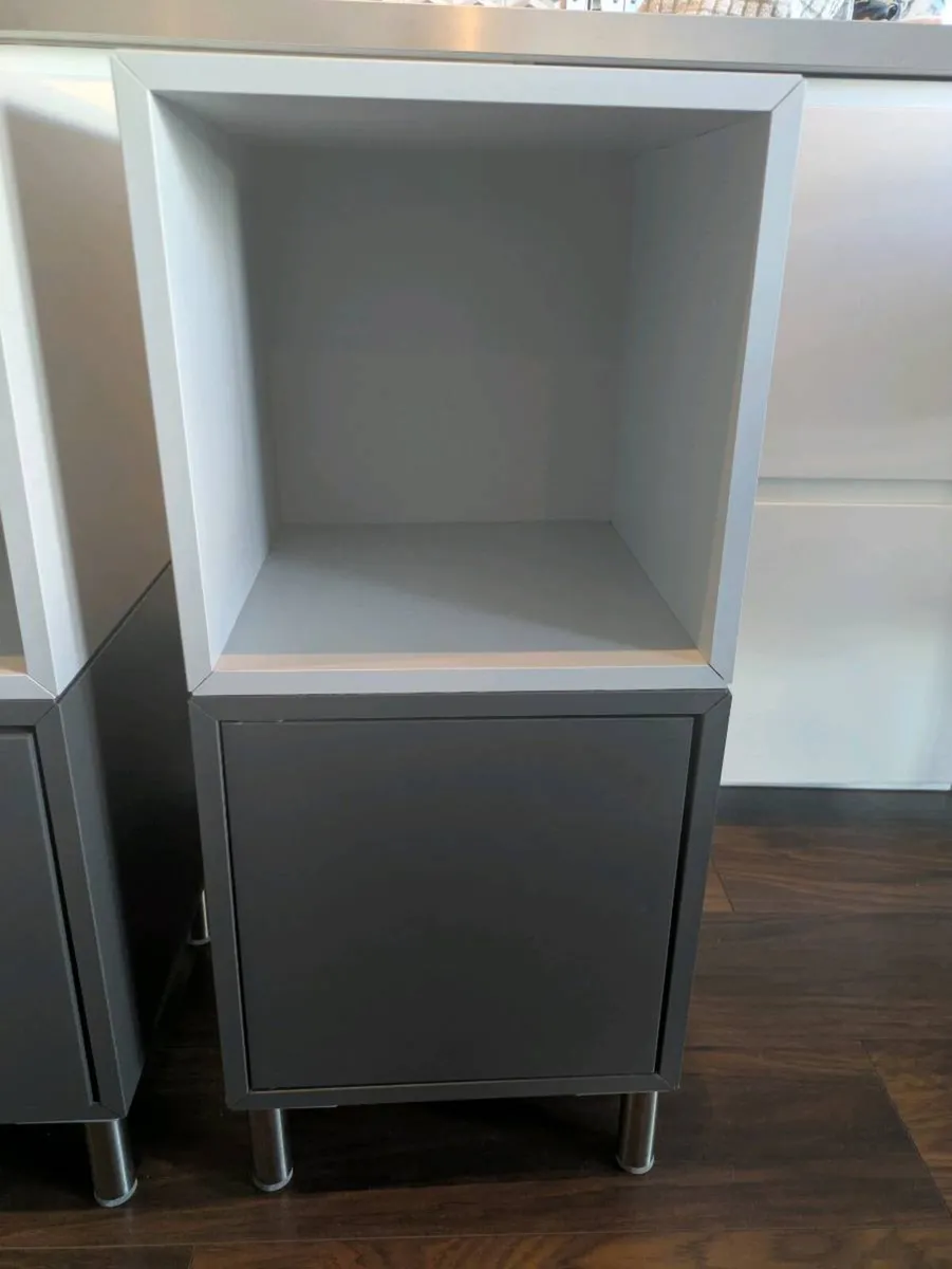 Two bedroom lockers - Image 2