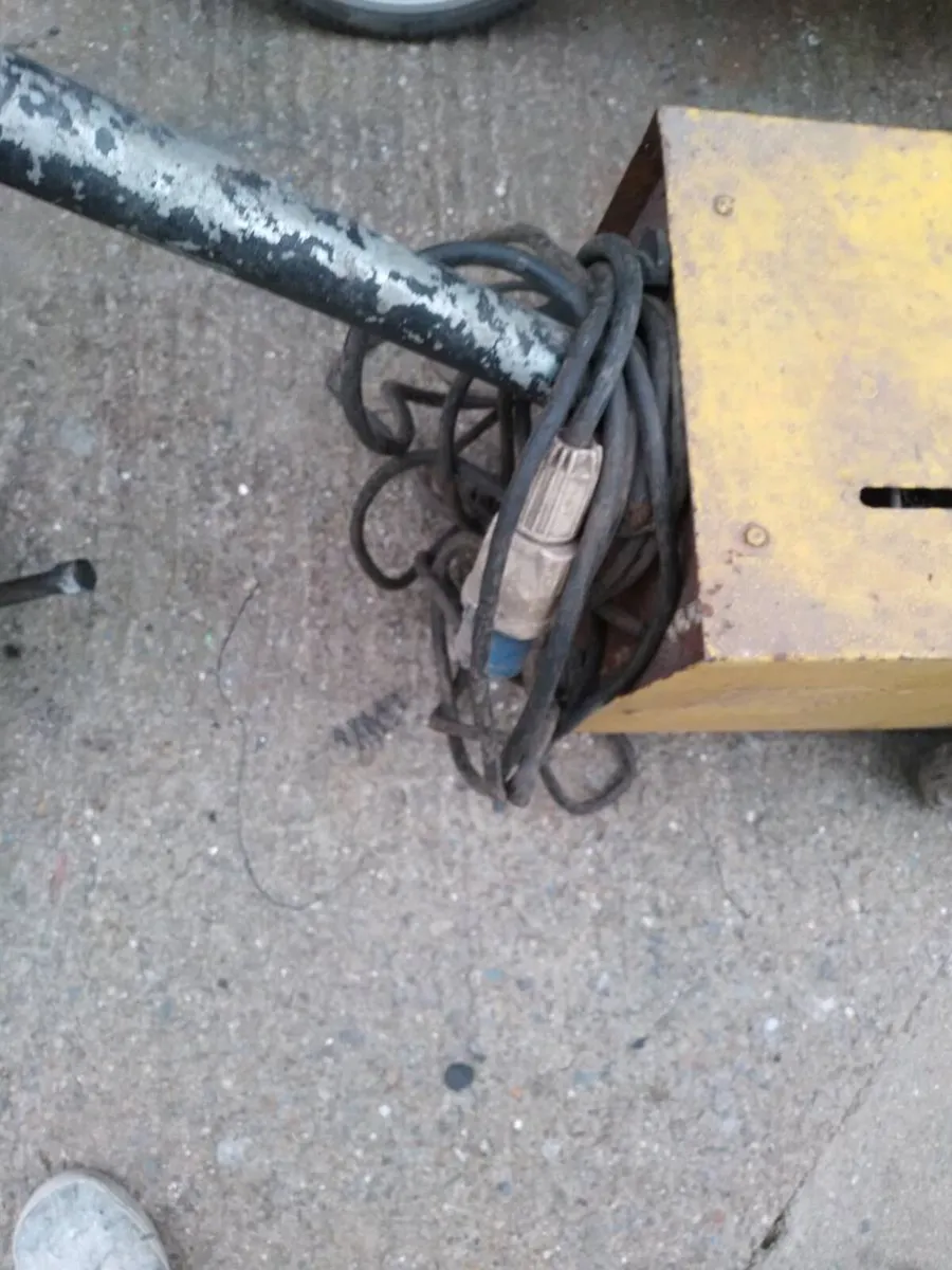 Shed clear out - Image 4
