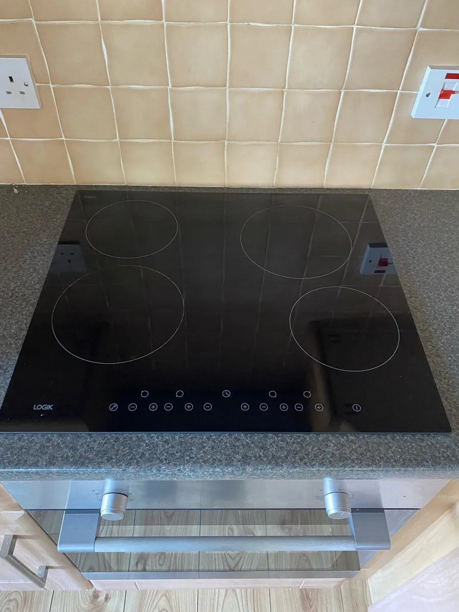 Electric hob - Image 1