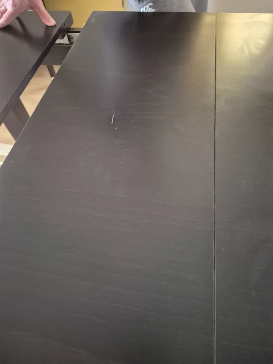 Dining table - Image 2
