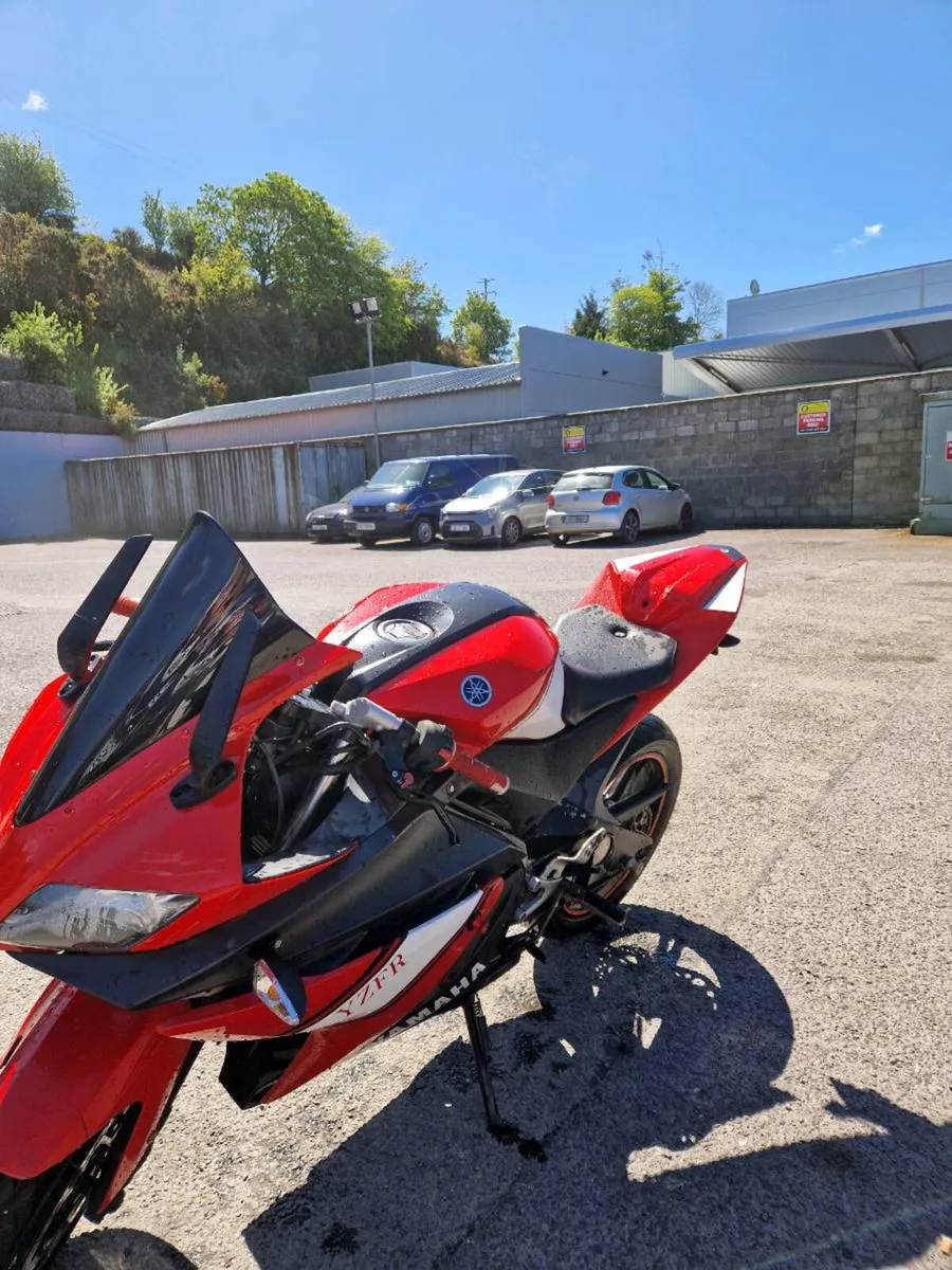 Yamaha yzf r125 2009 - Image 3