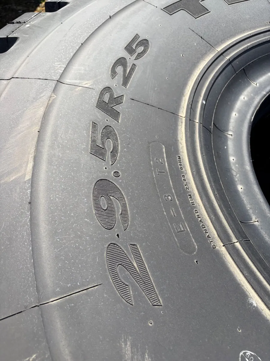 Dump truck tyres - Image 3