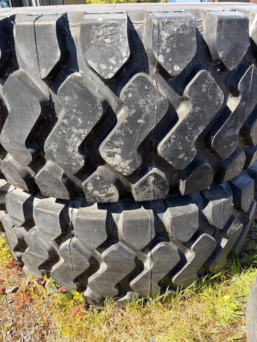 Dump truck tyres - Image 4