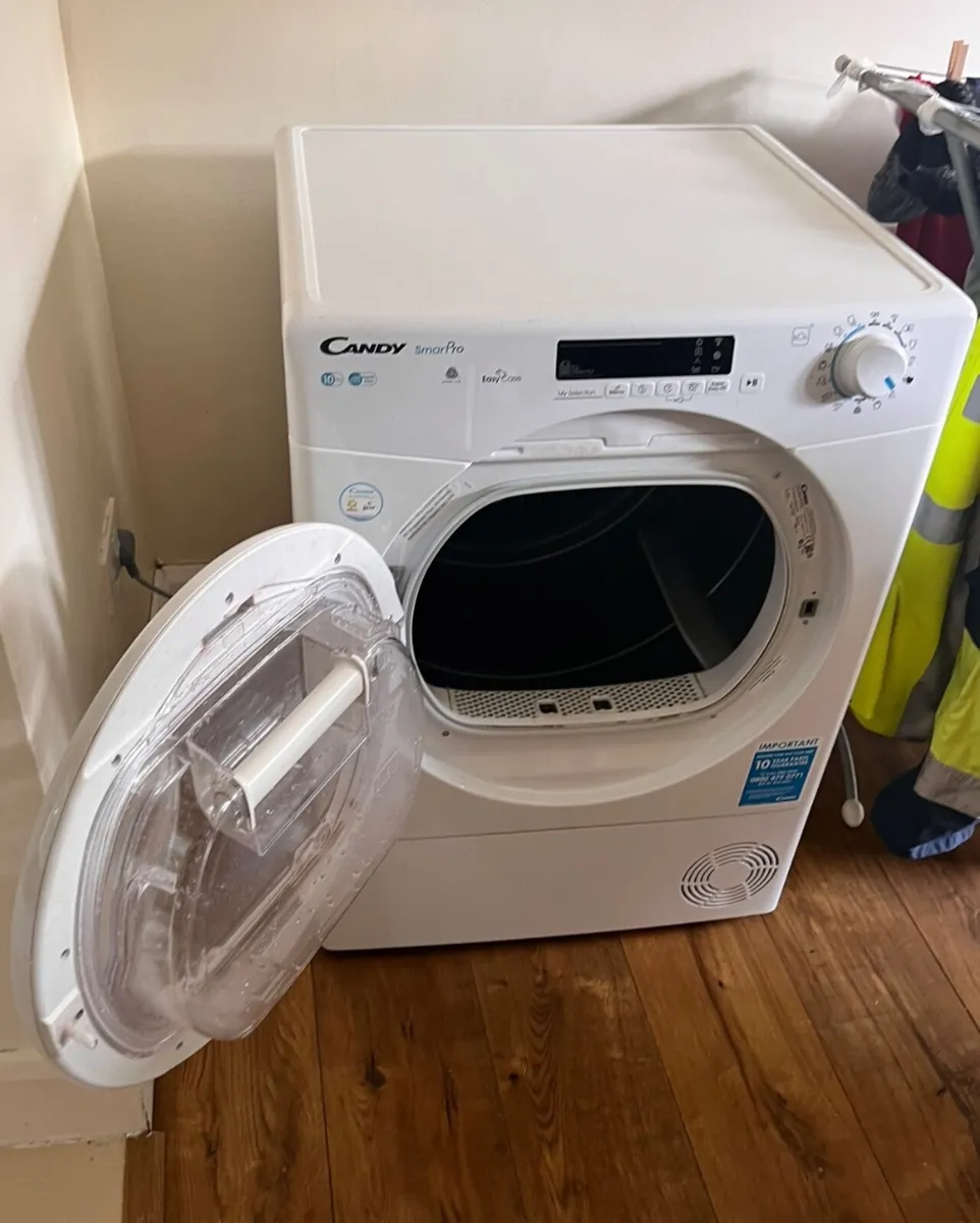 Condenser dryer - Image 1