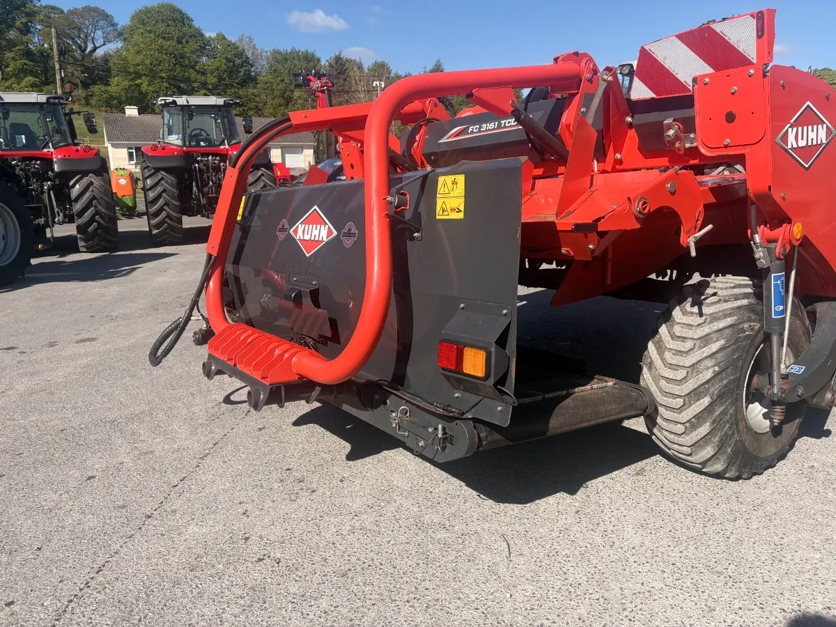 Kuhn FC3161 Trailed Mower - Image 4