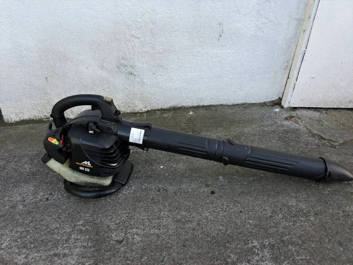 Petrol outdoor Blower