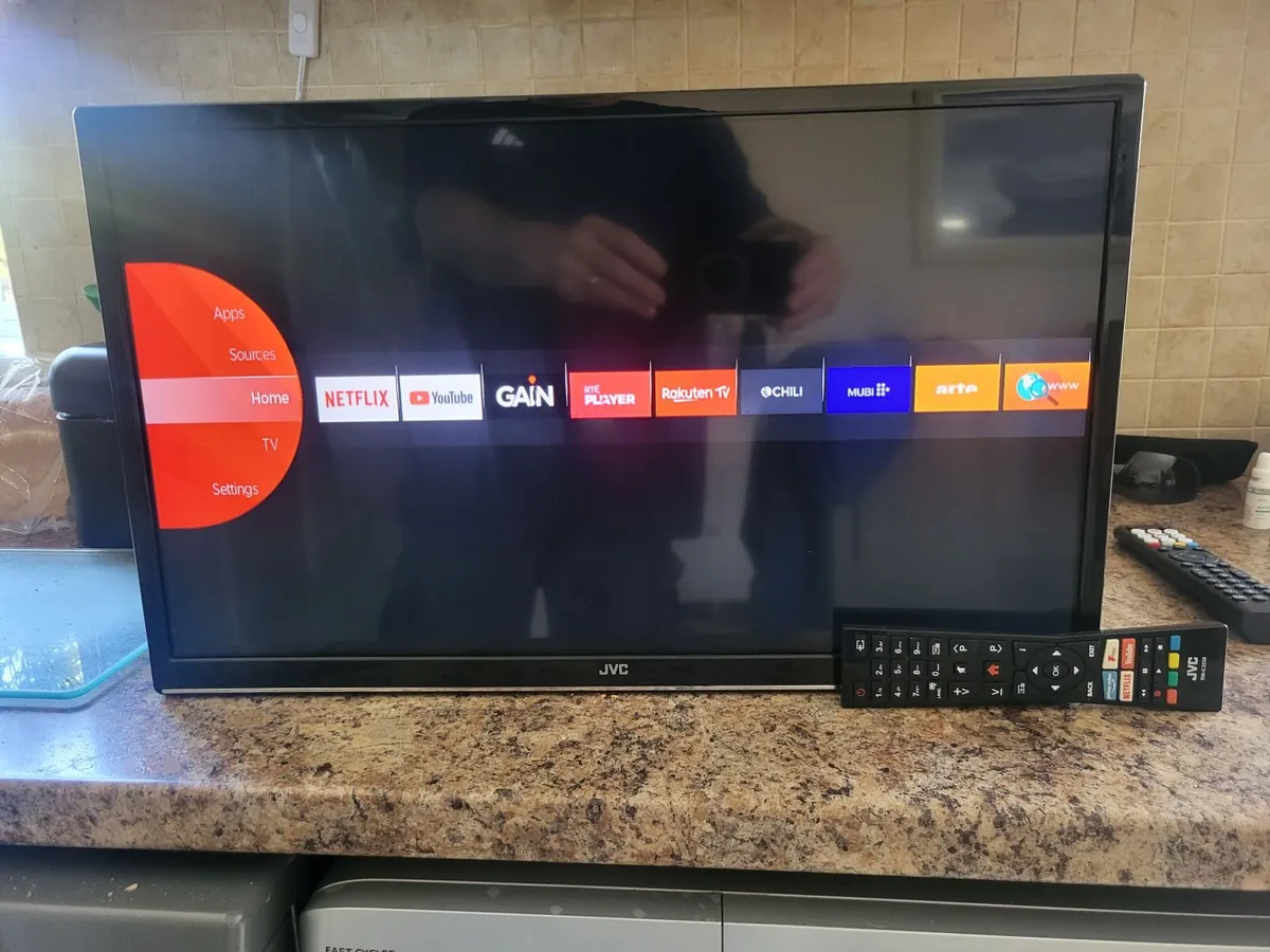 TV - Image 1