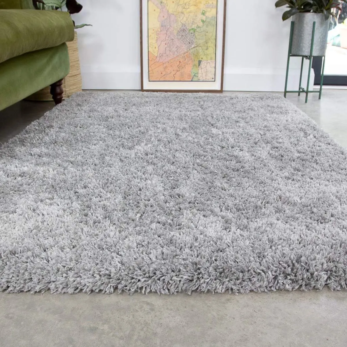 Silver Thick Shaggy Rug Light Grey Modern Durable - Image 1