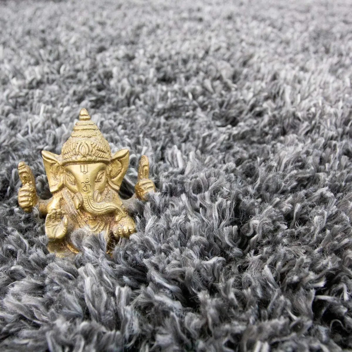 Slate Grey Thick Shaggy Rug Dark Affordable - Image 4