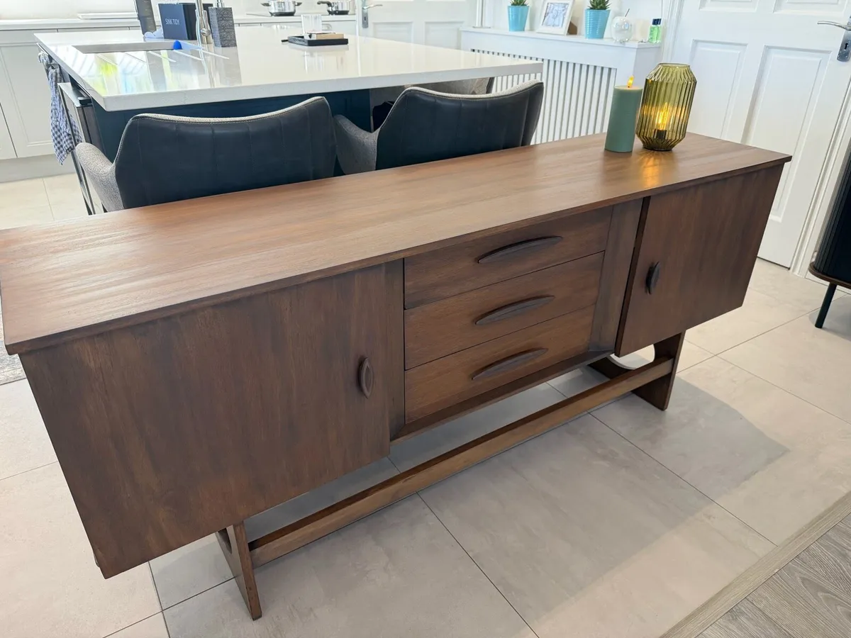 Sideboard - Image 3