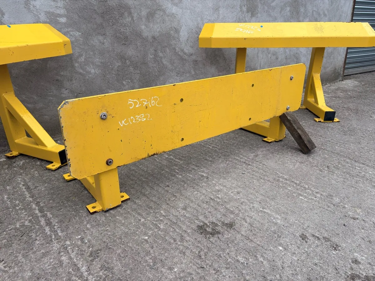 Steel Safety Barriers Truck Bay Barriers - Image 4
