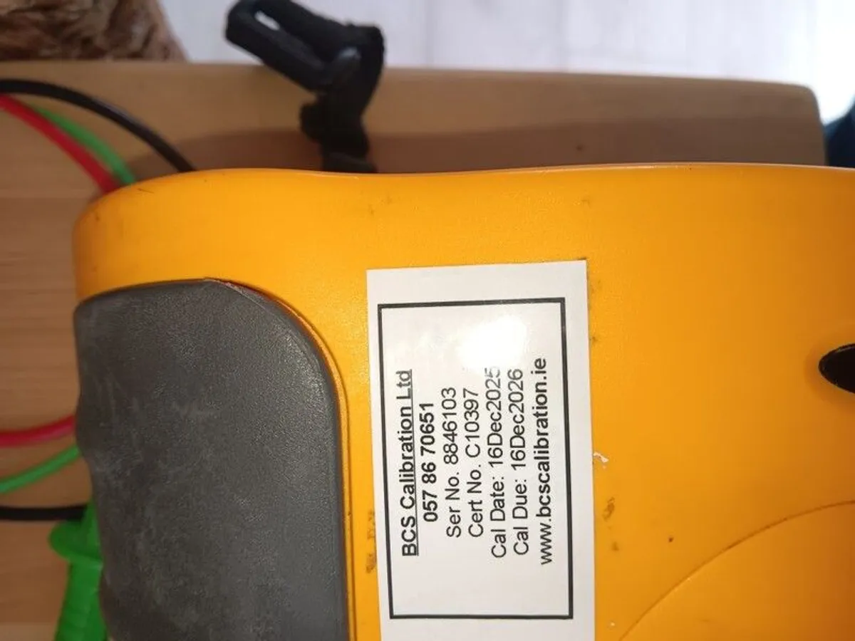 fluke multifunction tester - Image 2
