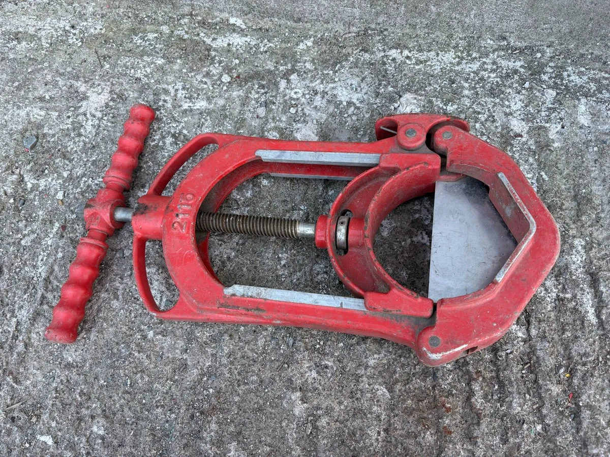 Virax Pipe Guillotine Cutters 125mm - Image 3