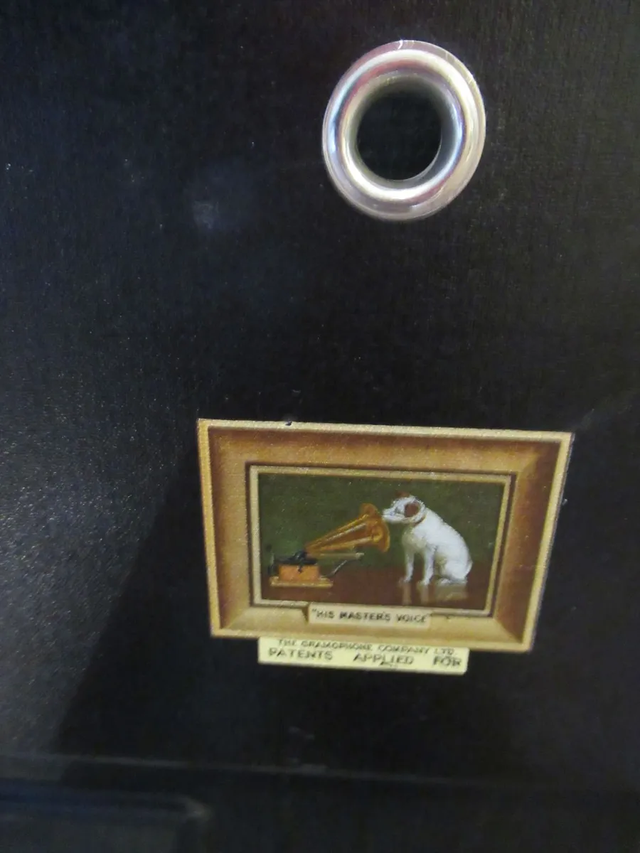 antique vintage gramophone pub cave music cottage - Image 4