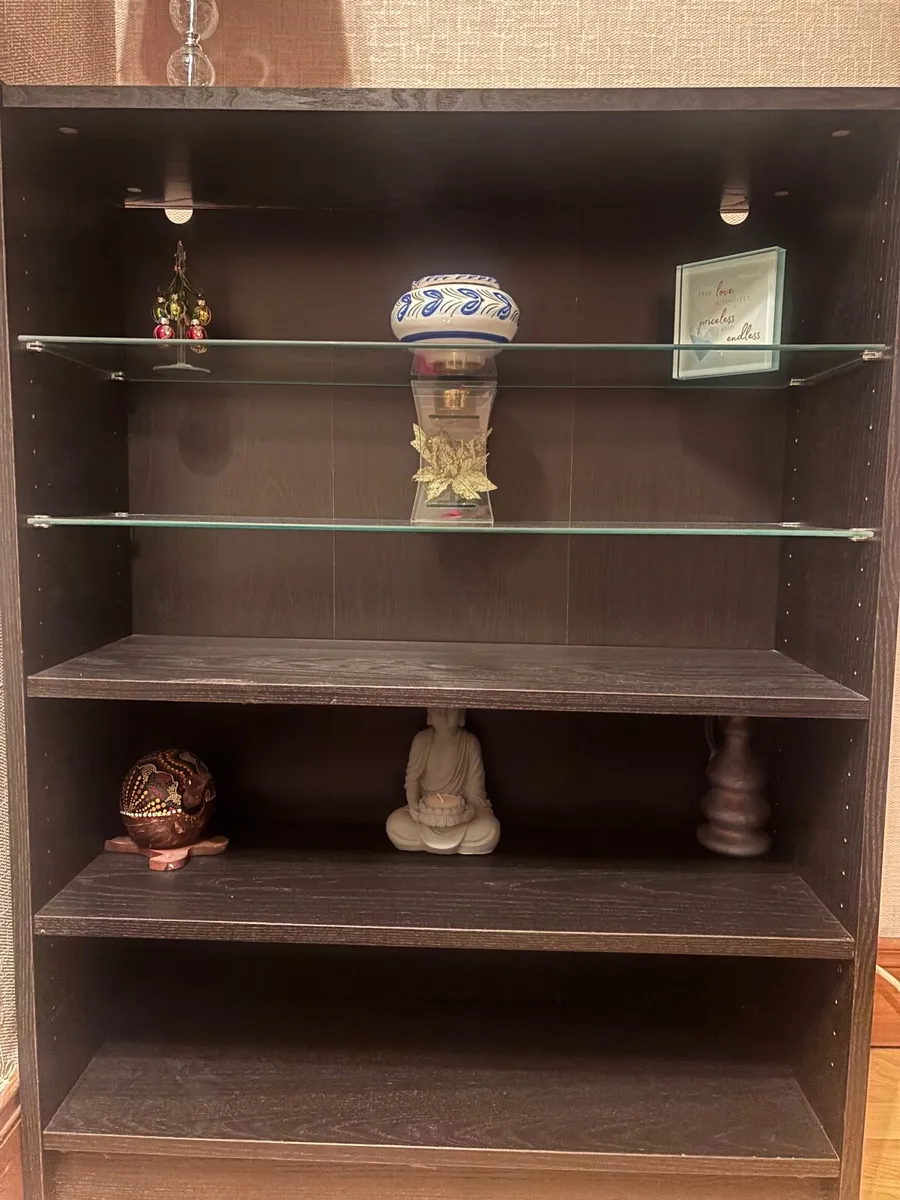 Shelving unit