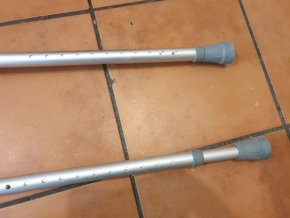 Crutches - Image 3