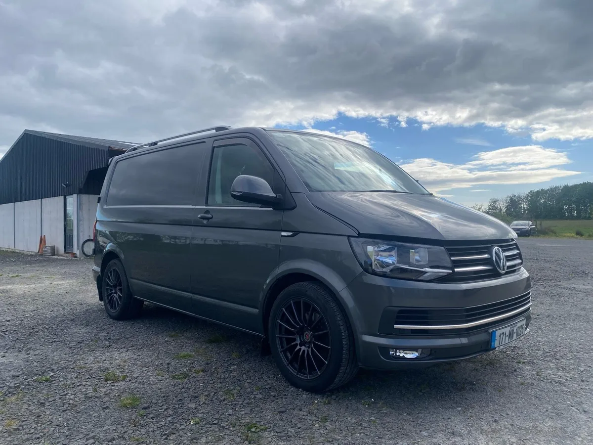 Volkswagen Transporter - Image 1