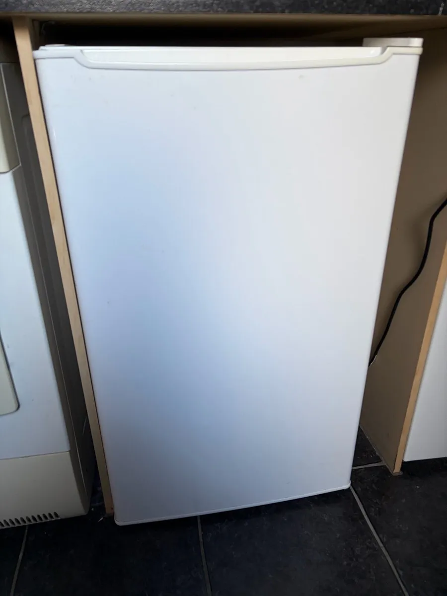 Under counter fridge - Image 1