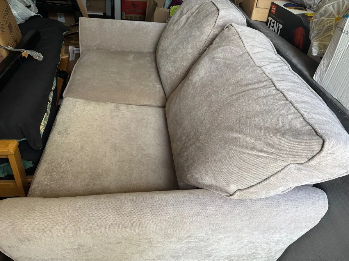 Couch - Image 3