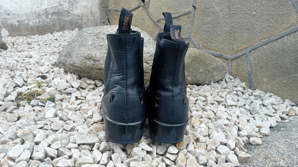 Toggi Black Jodhpur boots Size 43 - Image 3