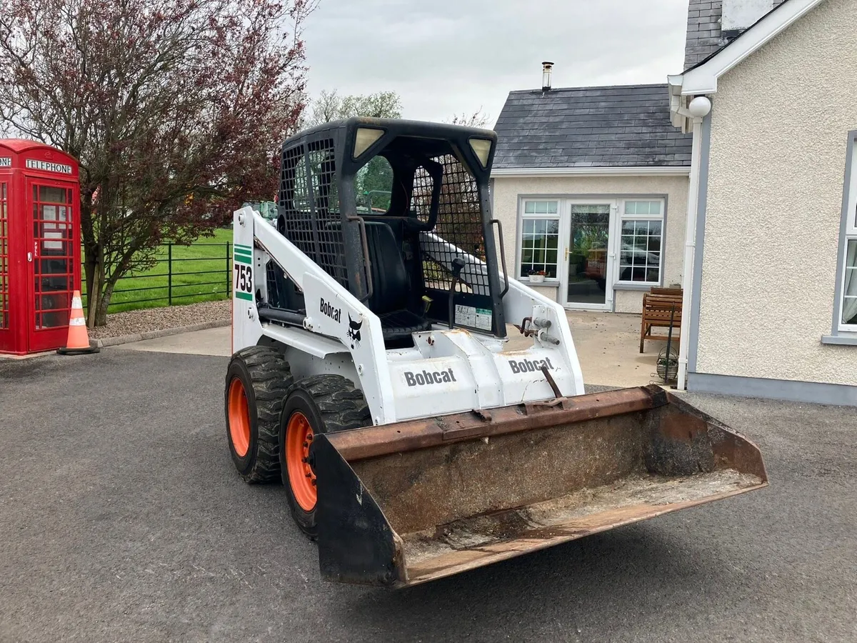 BOBCAT 753 Skid Steer - Image 2