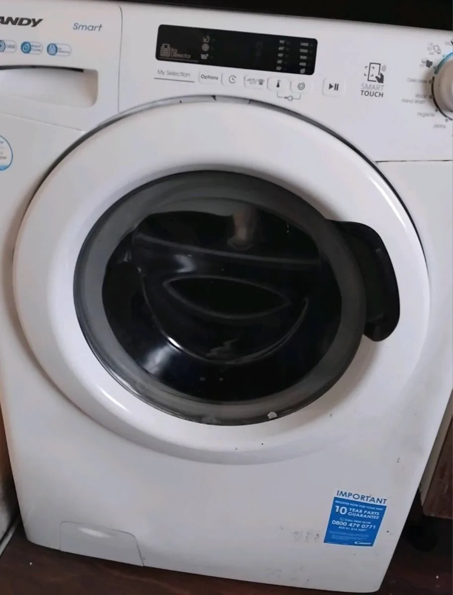 Household contains - Image 1