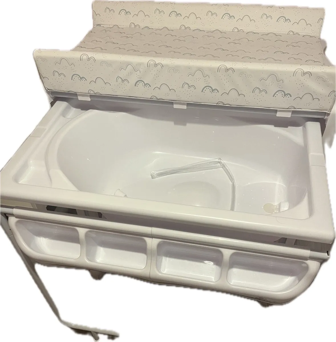 Baby Changing Unit with Bath Excellent Condition - Image 2