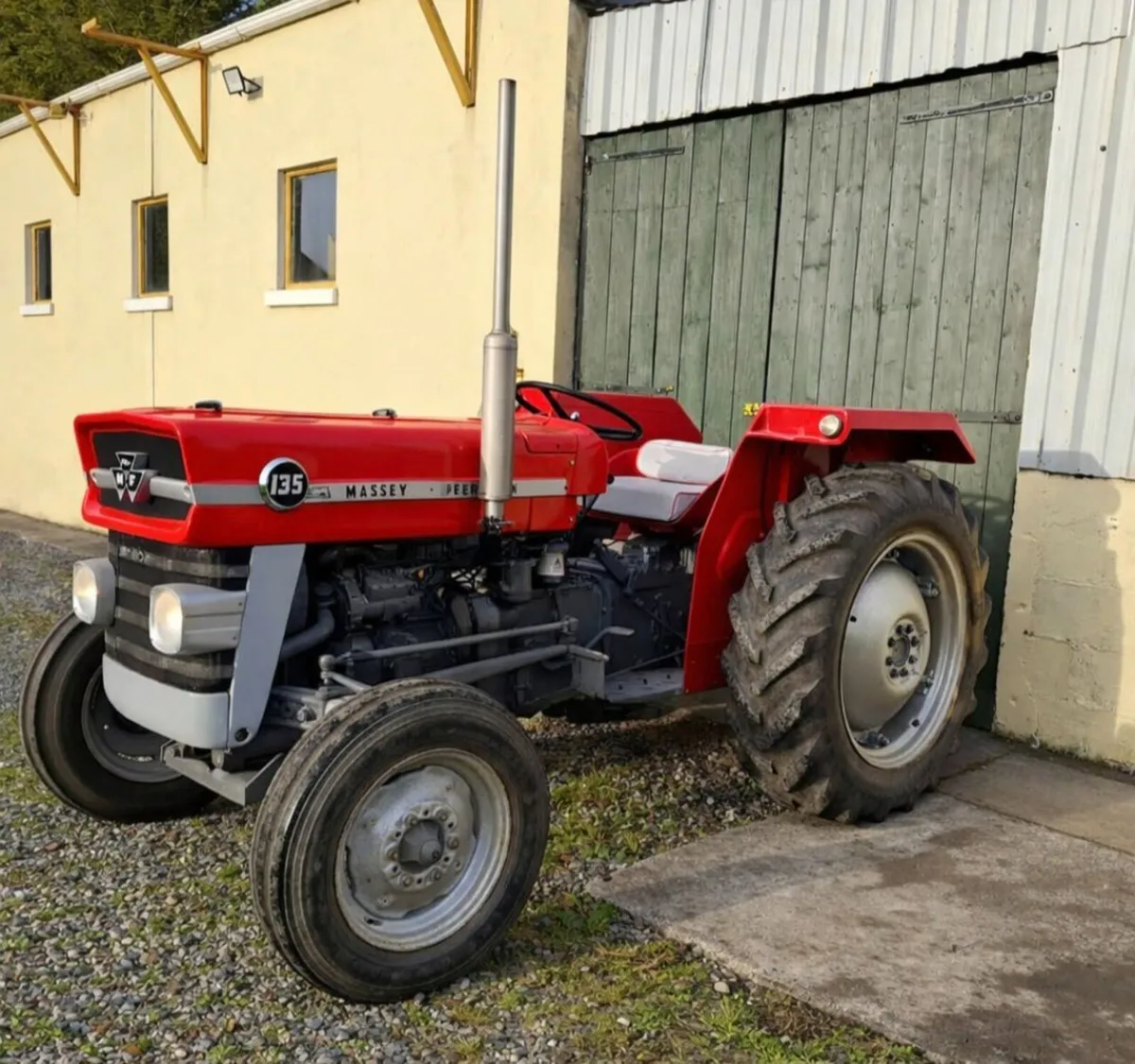 Massey Ferguson 135 - Image 2