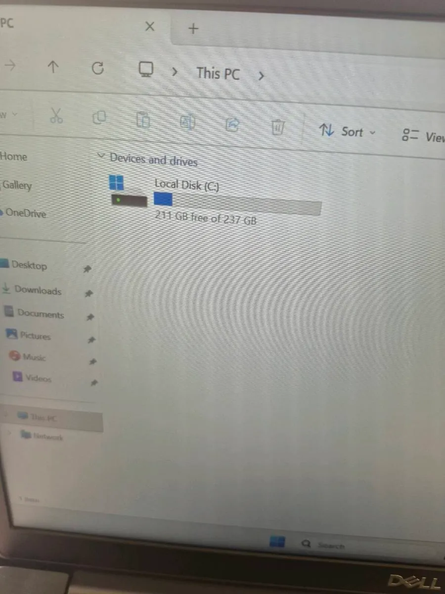 Dell latitude 7490,i7 8th gen/8gb/256ssd/win11/14" - Image 4