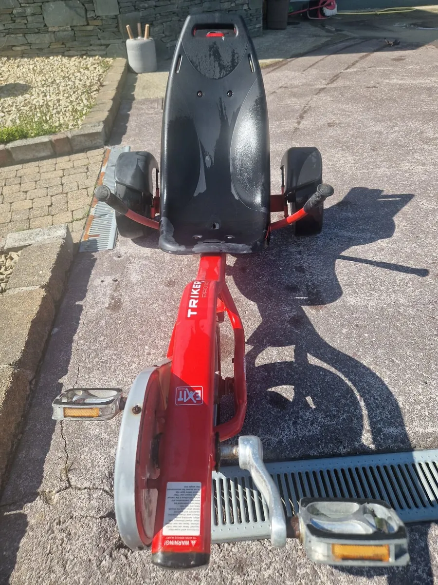 EXIT PRO 100 Triker - red/black - Image 1