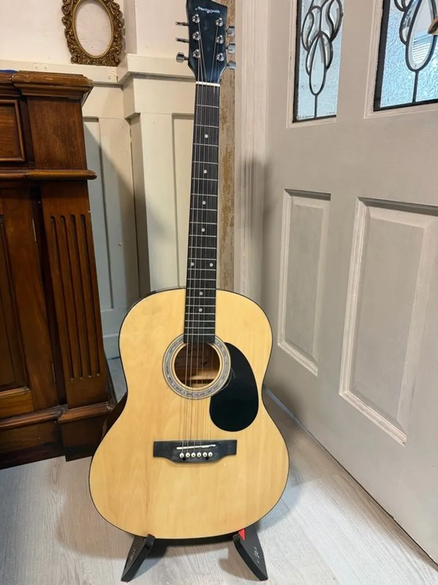 Acoustic - Image 2