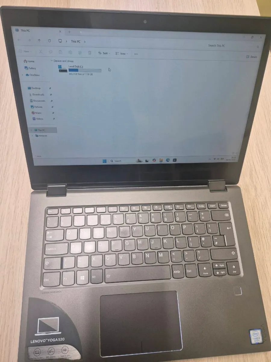 Lenovo Yoga 520 2in1,i5/8gb/128ssd/win11/14"FHD - Image 1