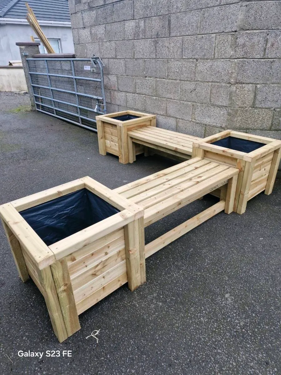 Corner Planter Set with Benches - Image 3