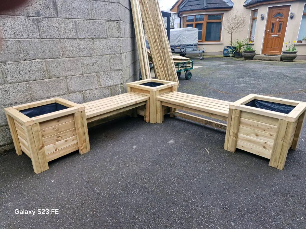 Corner Planter Set with Benches - Image 4