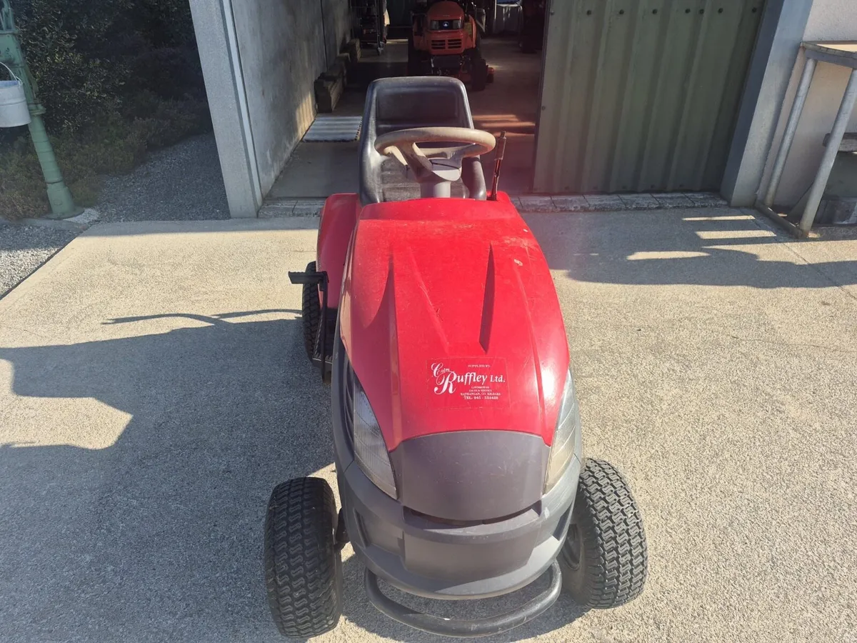 Castle garden ride on lawn mower - Image 1
