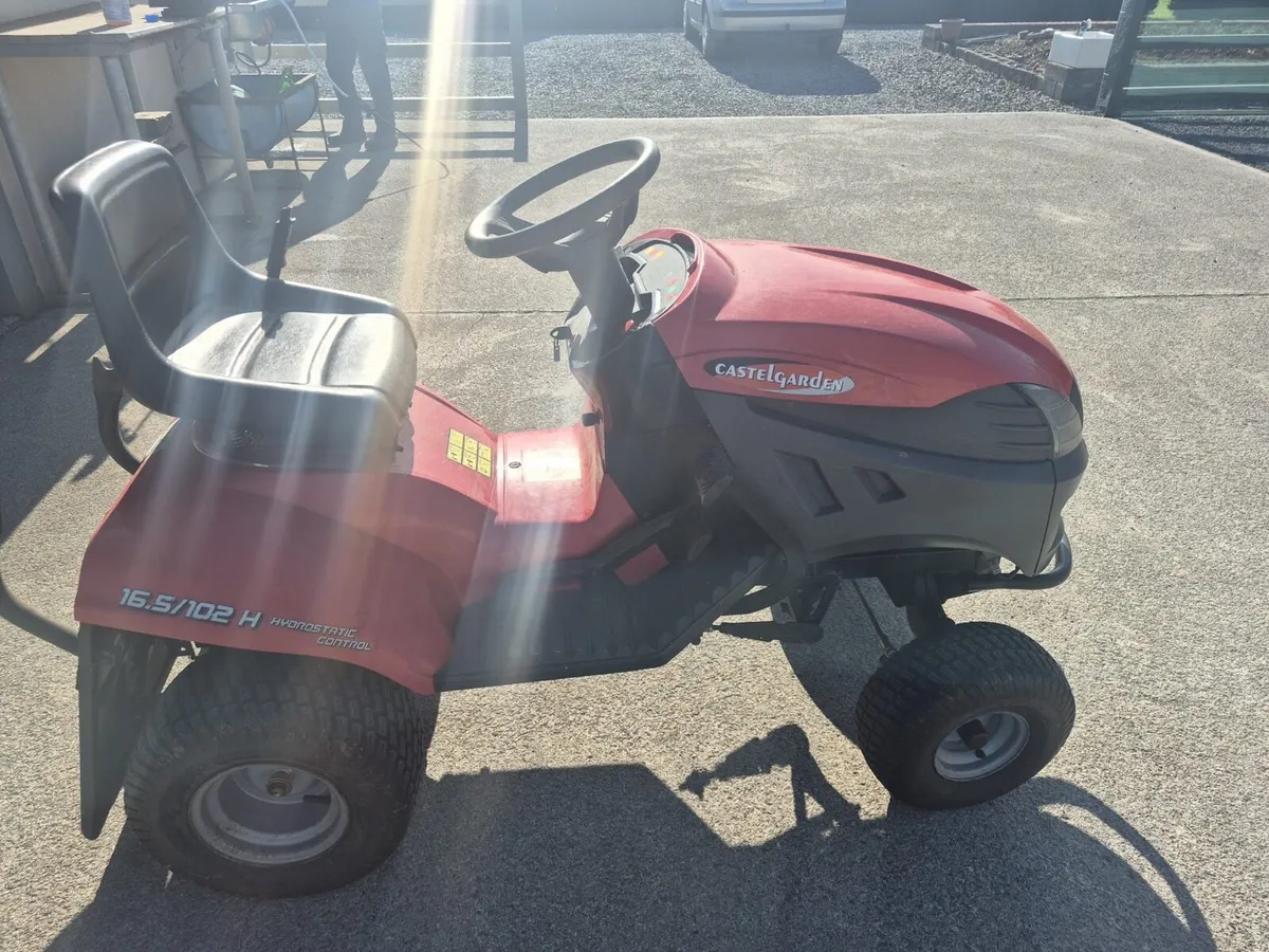 Castle garden ride on lawn mower - Image 2