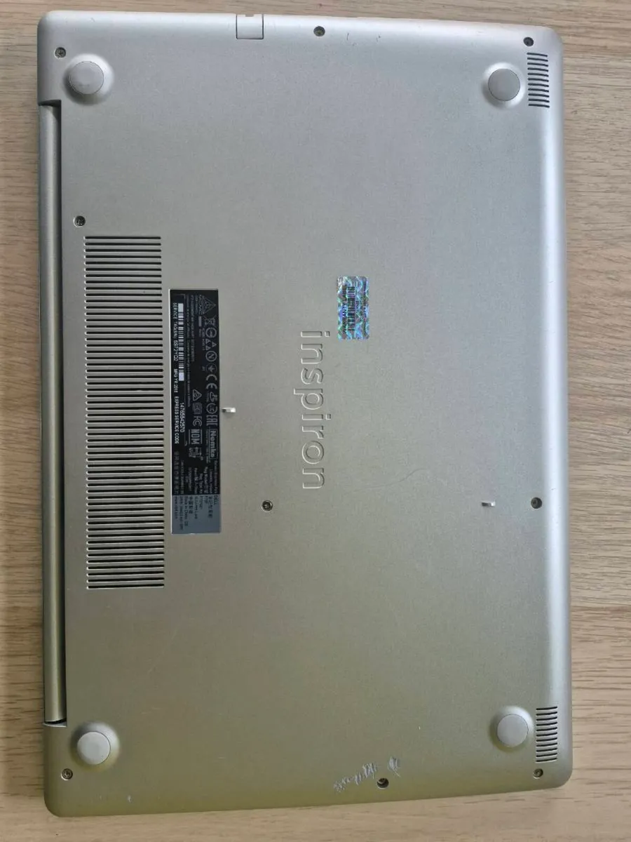 Dell inspiron 5570,i5 8th gen/8gb/256s/15.6"/win11 - Image 3