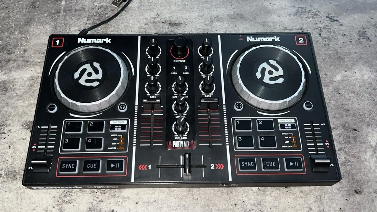 Numark Dj Decks - Image 2