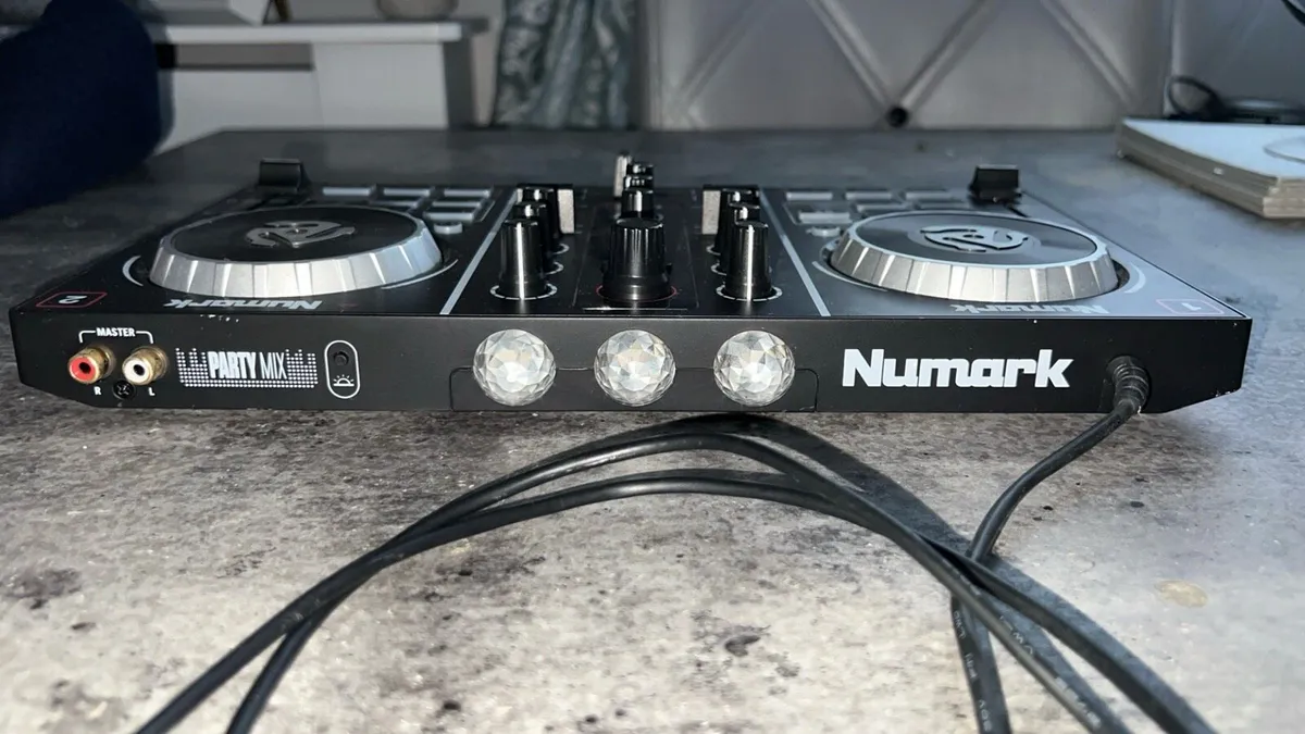 Numark Dj Decks - Image 3