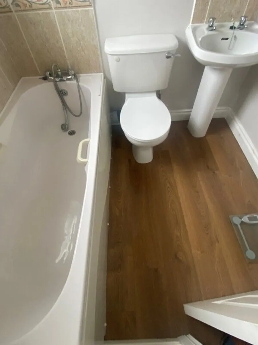 Toilet seat for sale - Image 3