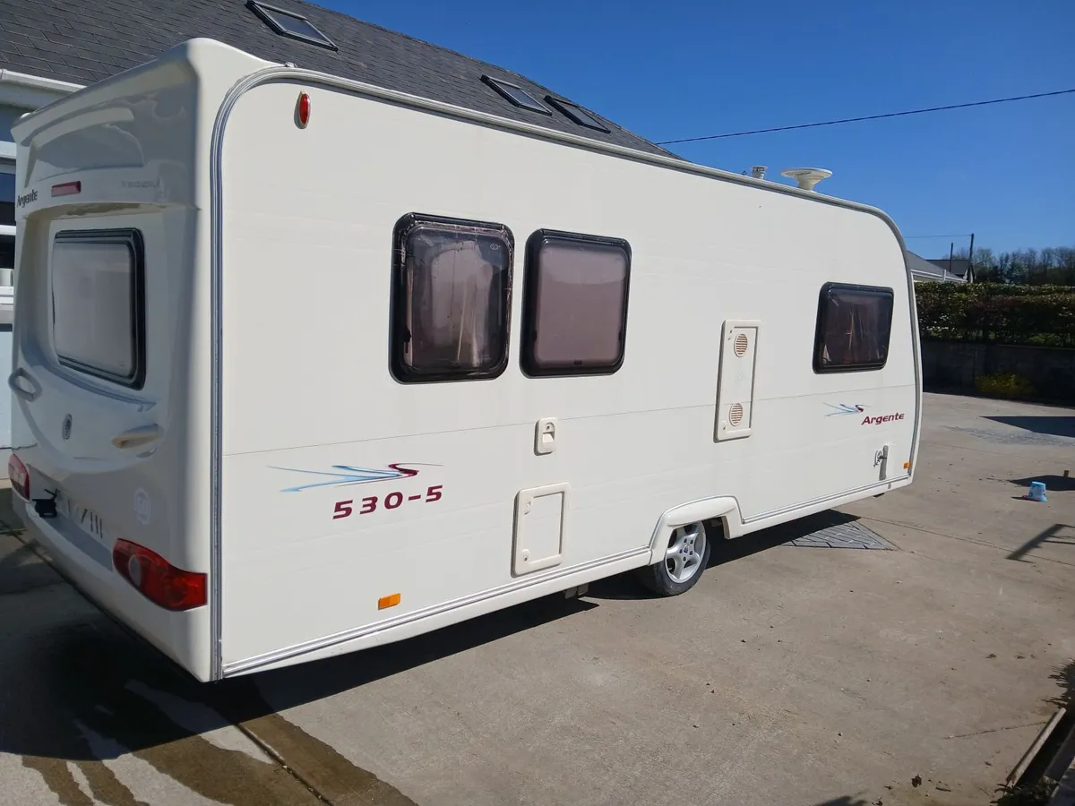 Caravan - Image 1