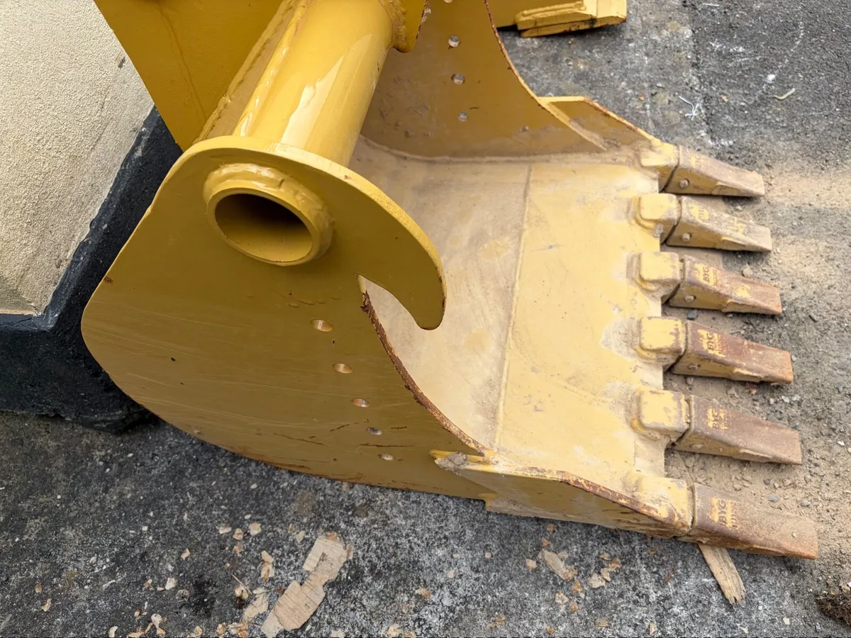 2 Foot Bucket To Suit 3 Ton Mini Excavator - Image 2
