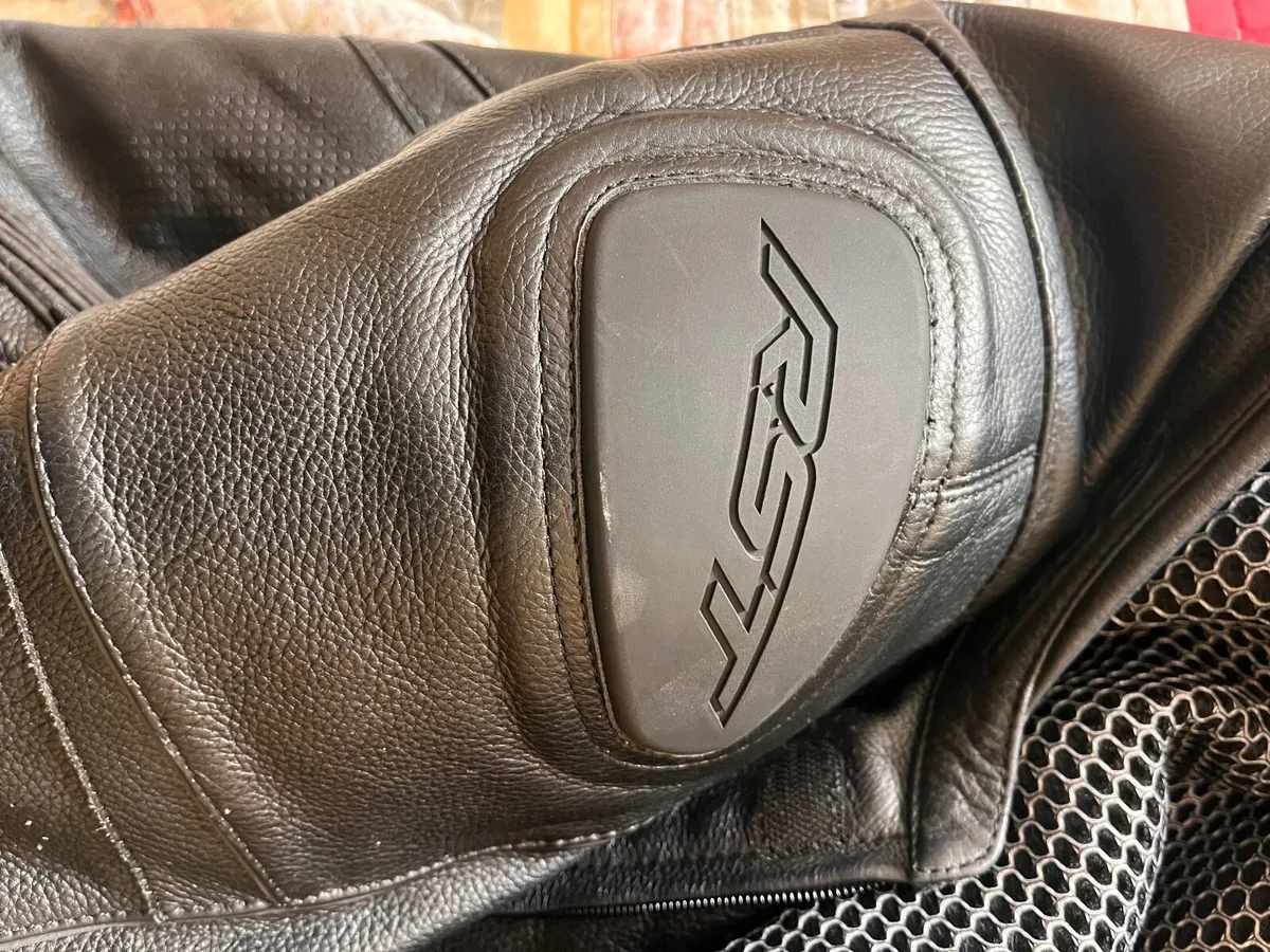 Motorcycle  RST Leather Jacket - Image 3
