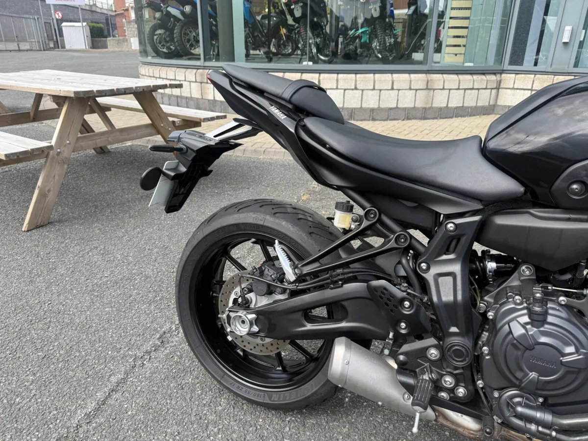 2024 Yamaha MT07 Pure - Image 3