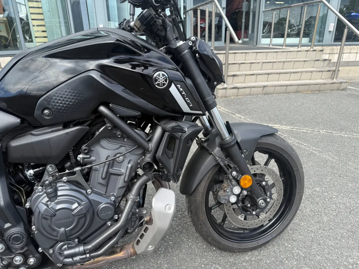 2024 Yamaha MT07 Pure - Image 2