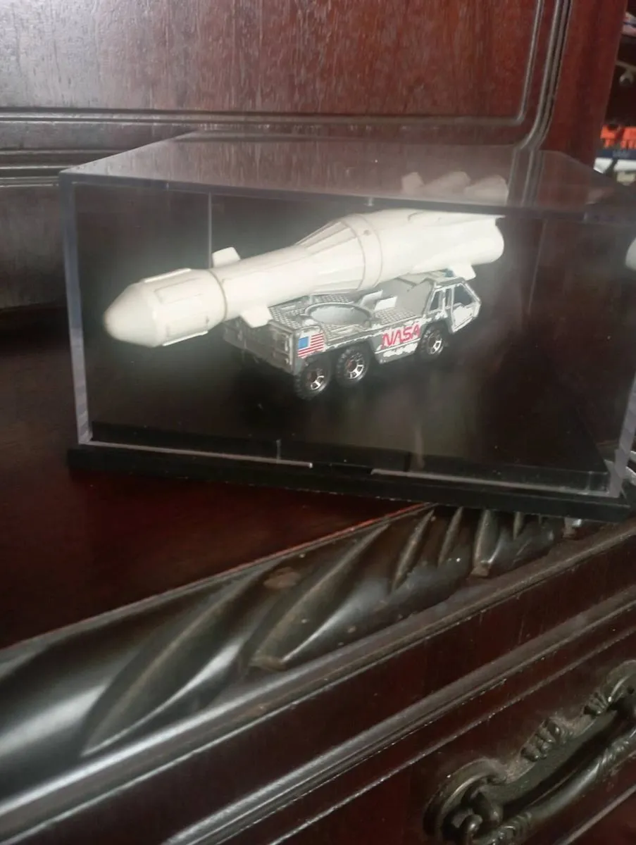 MATCHBOX  INTERNATIONAL NASA 40 ROCKET&TRAMSPORTER - Image 3